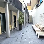 Tolstov-Hotels Old Town Apartments